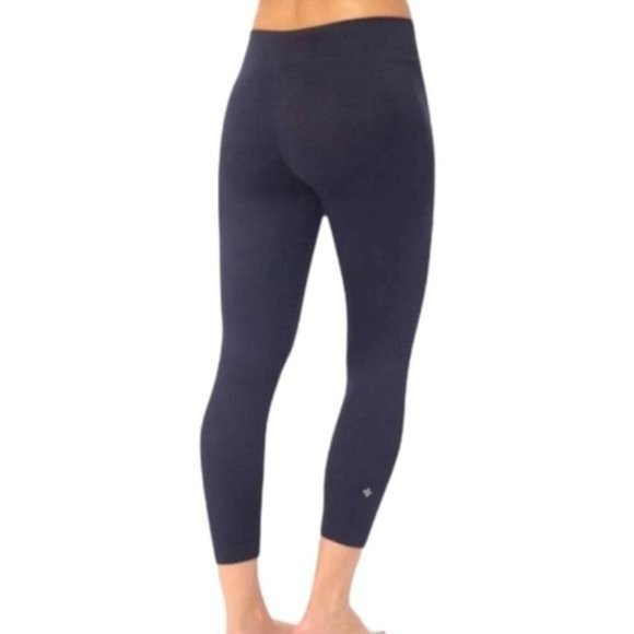 NUX Pants - 3/$15 Nux V Crop Athletic Leggings Medium